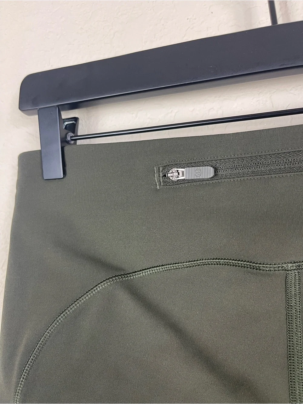 Lululemon Speed Up Tight Dark Olive Size 8